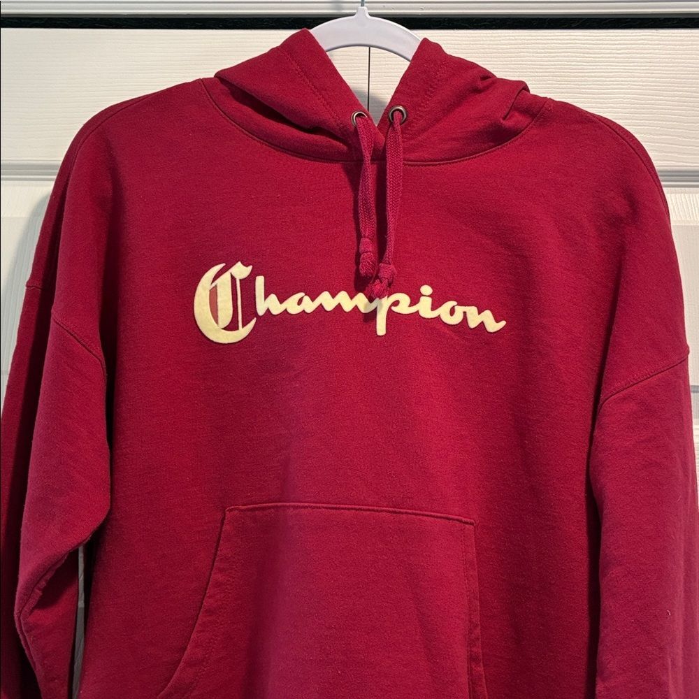 Champion Women’s Red Athletic Hoodie M